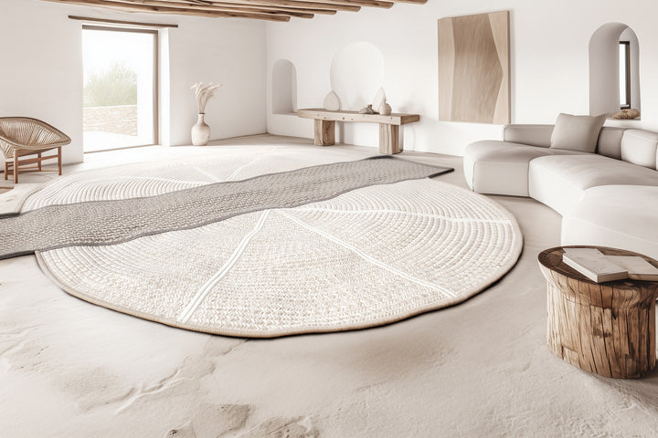 Na Pali Wool Rug – A Sculptural Take on the Classic Round
