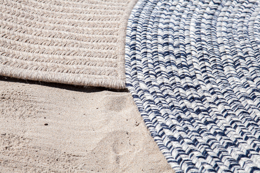 Rhossili Wool Rug – Sculptural Curves Inspired by Coastal Rhythms