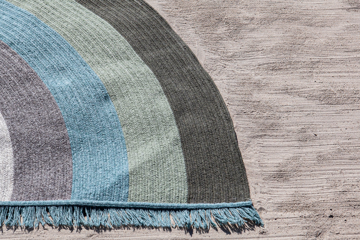 Boracay Wool Rug – Playful Geometry Meets Coastal Ease