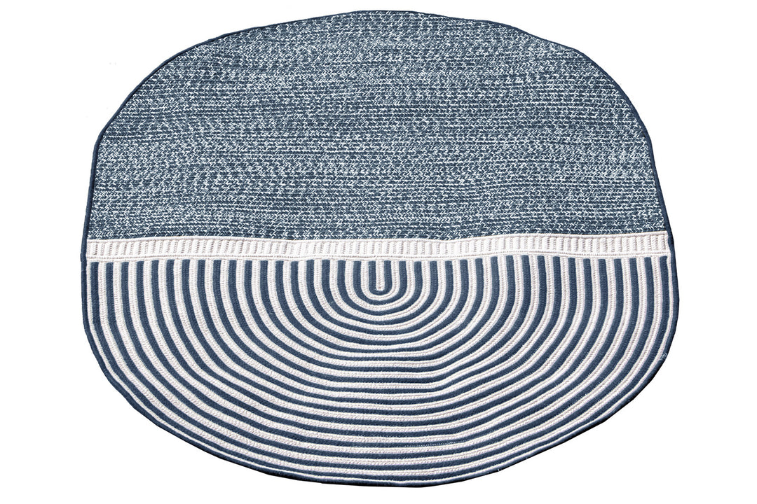 Railay Wool Rug – A Modern Twist on a Timeless Oval