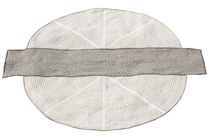 Na Pali Wool Rug – A Sculptural Take on the Classic Round