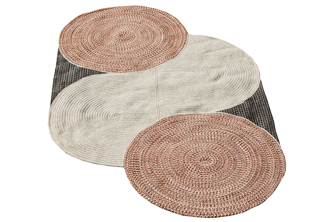 Rhossili Wool Rug – Sculptural Curves Inspired by Coastal Rhythms